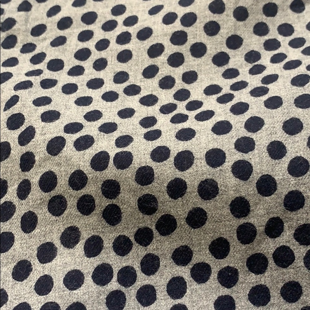 4/$35 H&M women’s long sleeve button down - Picture 4 of 4